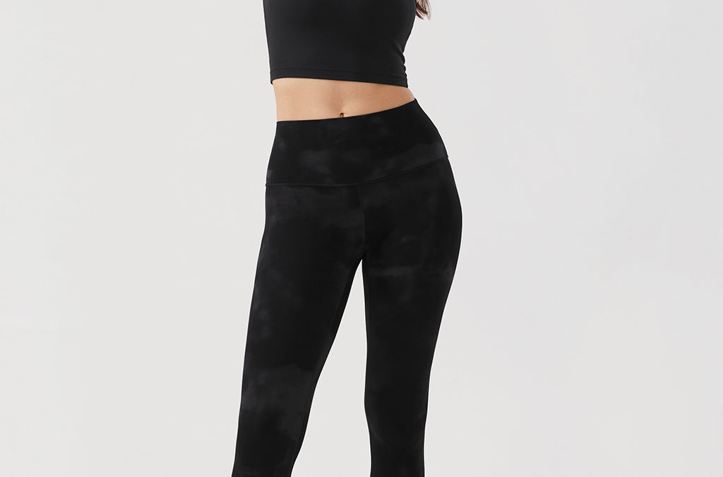 Women's Yoga Leggings 25" Black Tie Dye Flowers