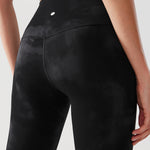 Women's Yoga Leggings 25" Black Tie Dye Flowers